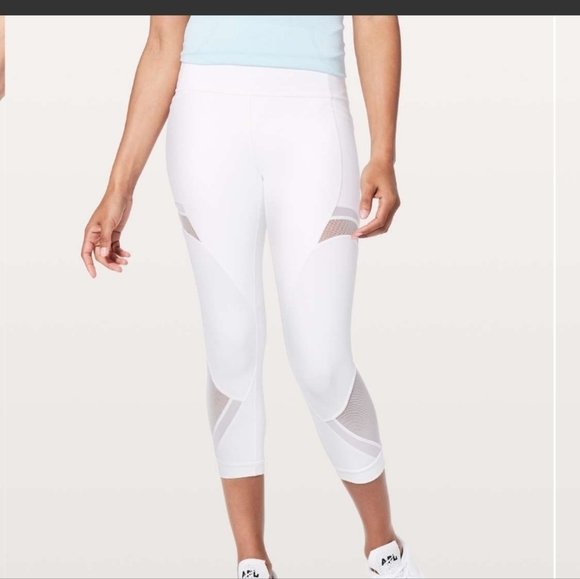 LULULEMON Forget The Sweat Crop. 21 inch. White. Size 6 - Picture 2 of 13